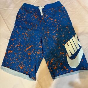 NIKE boys shorts sz. 12-14